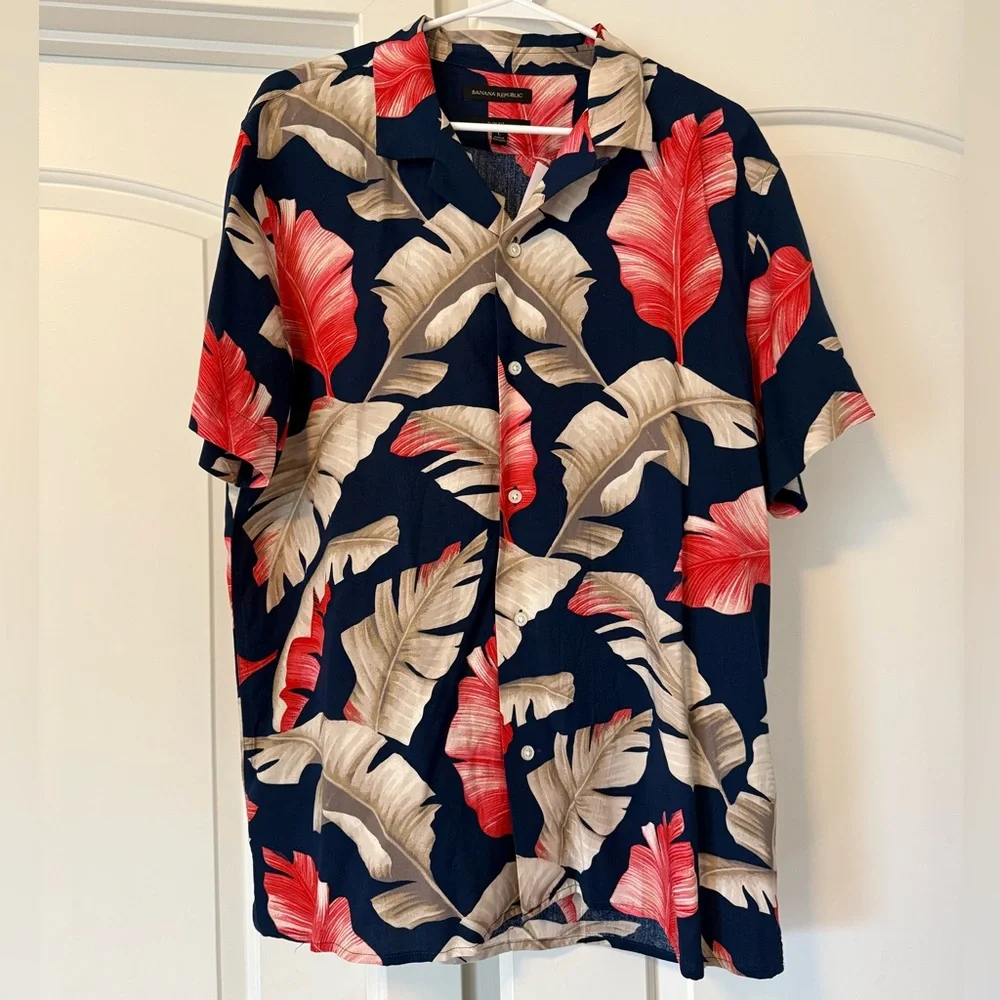 NWT Banana Republic Slim Fit Hawaiian Shirt